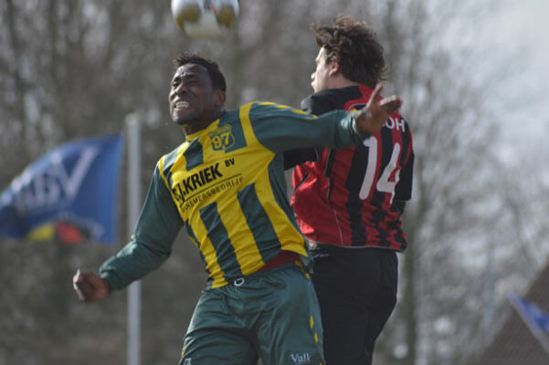 De sterke Shemiel Constancia op archieffoto in seizoen '13-'14