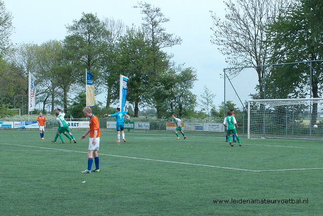 De 3-2 is een feit. SJZ leeft nog en Verburch is gezien..Hans Coret is de gevierde man!