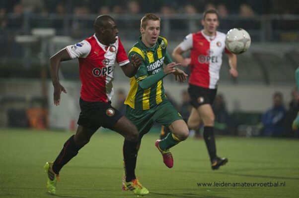 Beeld uit duel ADO Den Haag-Feyenoord, seizoen 2013-2014..