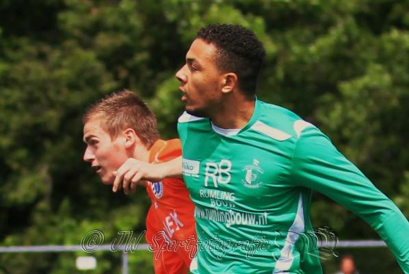 Enkele toppers van het spelersklassement in beeld in hun onderlinge wedstrijd, seizoen '14-'15