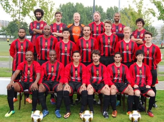 De selectie van het nog puntloze Football Factory