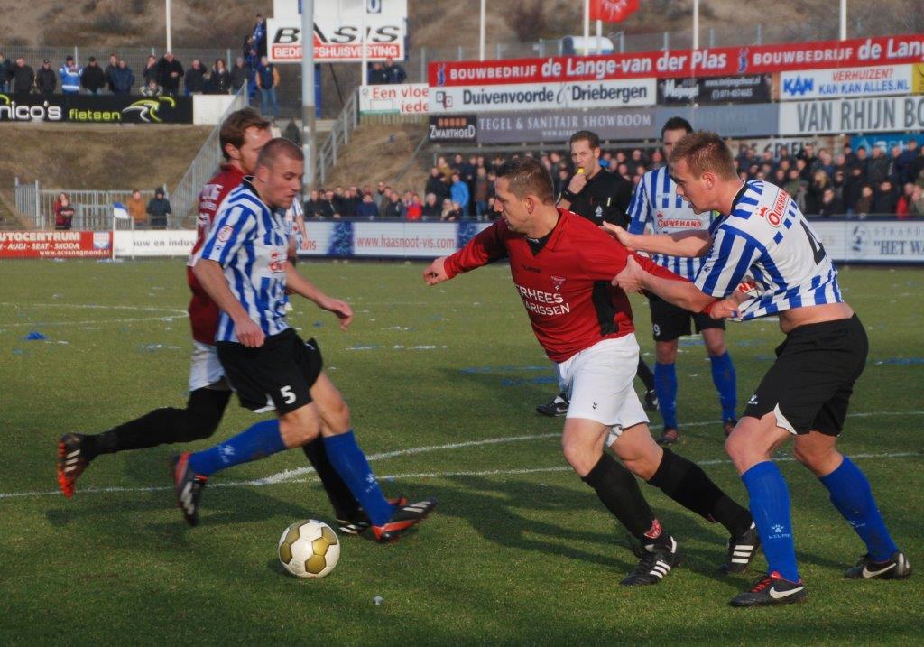 QB 40 HENDRIK_220215