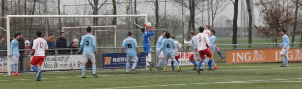 Weer een hachelijk moment voor doelman Alex Vergeer