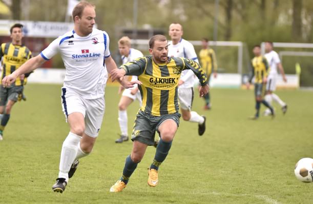 Qendrim Gashi is zijn tegenstander te snel af