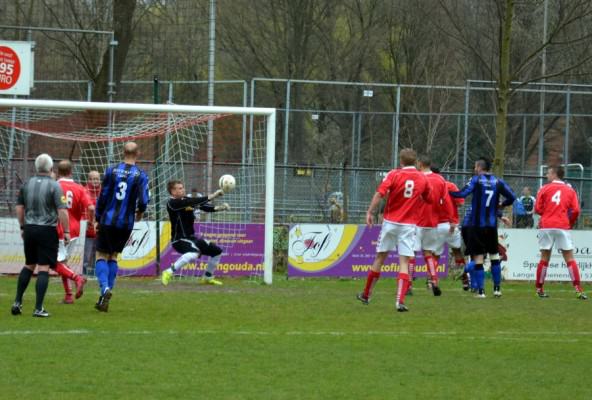 Nu weer een redding aan de andere kant..