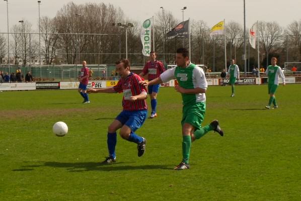SJZ liep tegen Alkmania achter de feiten aan. Nacompetitie voor lijfsbehoud komt toch weer dichterbij.