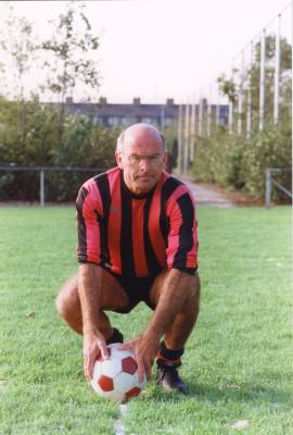 Chris Oppenheimer, multi-inzetbaar