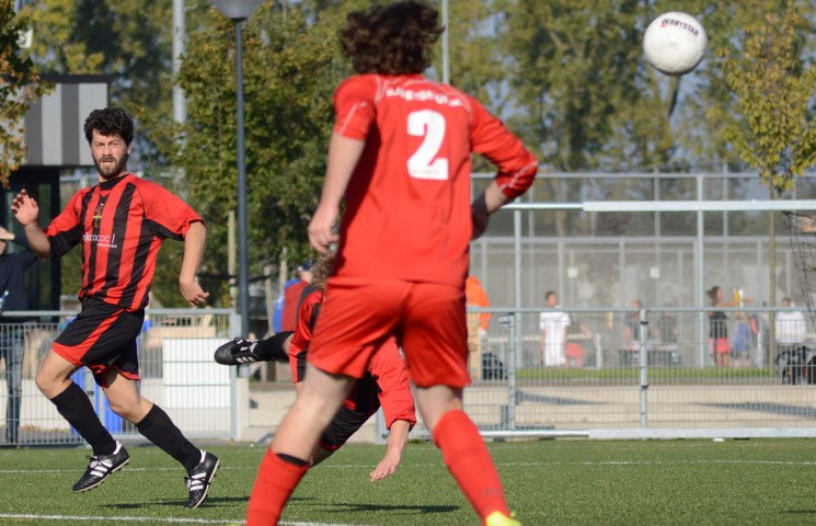 Football_Factory_0866-111015