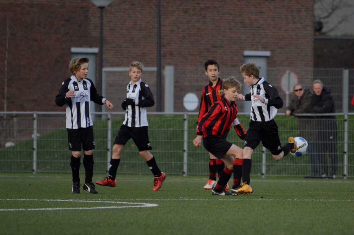 ASC-Hazerswoudse boys D1_724_291115