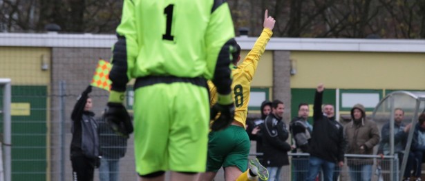 Geleidelijk aan een vertrouwd beeld: juichende Rijnlanders..