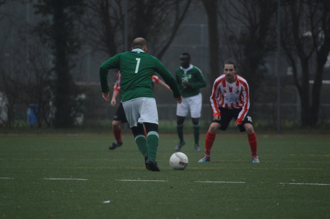 Lugdunum - vv Leiden_395_100116