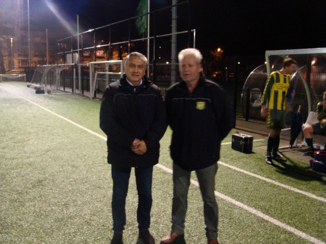 Trainer Van Oostrom Soede samen met Martin Witsmeer (PR)