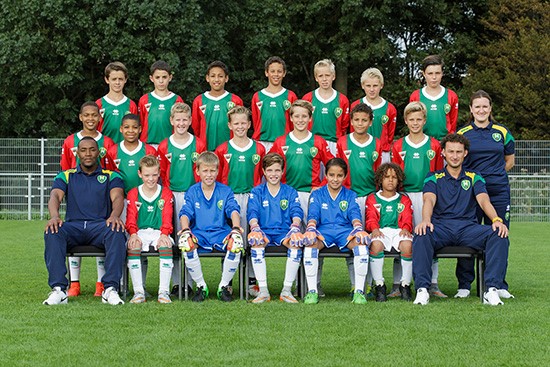 ADO Den Haag Onder 12 / U12 team foto uit tenue