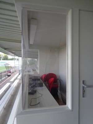 Mijn 'hok' als stadionspeaker bij FC Rijnvogels