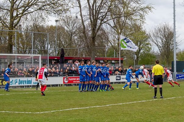 Het bleef tot in de blessuretijd spannend, maar de UVS muur bleef overeind
