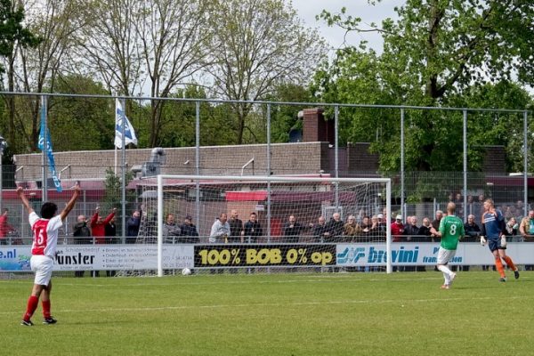 De 2-1 ligt erin! Westlandia geen kampioen en RCL speelt zich de nacompetitie in!