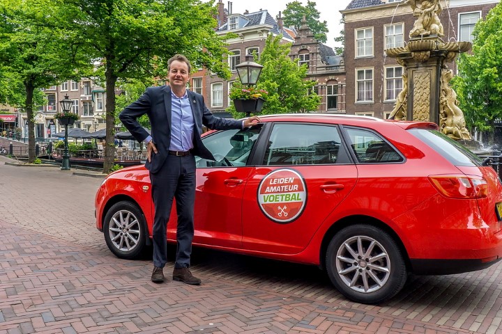 Vertrekkend wethouder Frank de Wit: ,,Ik heb met de verenigingen afgesproken om de pijnpunten met elkaar te bespreken en niet ‘alles op straat te gooien’. Afspraak is afspraak, dus daar houd ik me aan.’