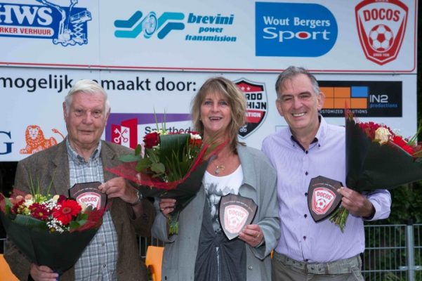 DoCoS is een voetbalvereniging die draait op de inzet van tientallen vrijwilligers. In 2016 werd het drietal Piet van de Raadt (bestuursdiensten, boeteadministratie), Sandra Zirkzee (meisjesvoetbal) en Rene Bilderbeek (50 jaar lid en tientallen jaren wedstrijdsecretaris jeugd- en meisjesvoetbal) onderscheiden en in de bloemen gezet (Bron: PR DoCoS/Ed Kooreman).
