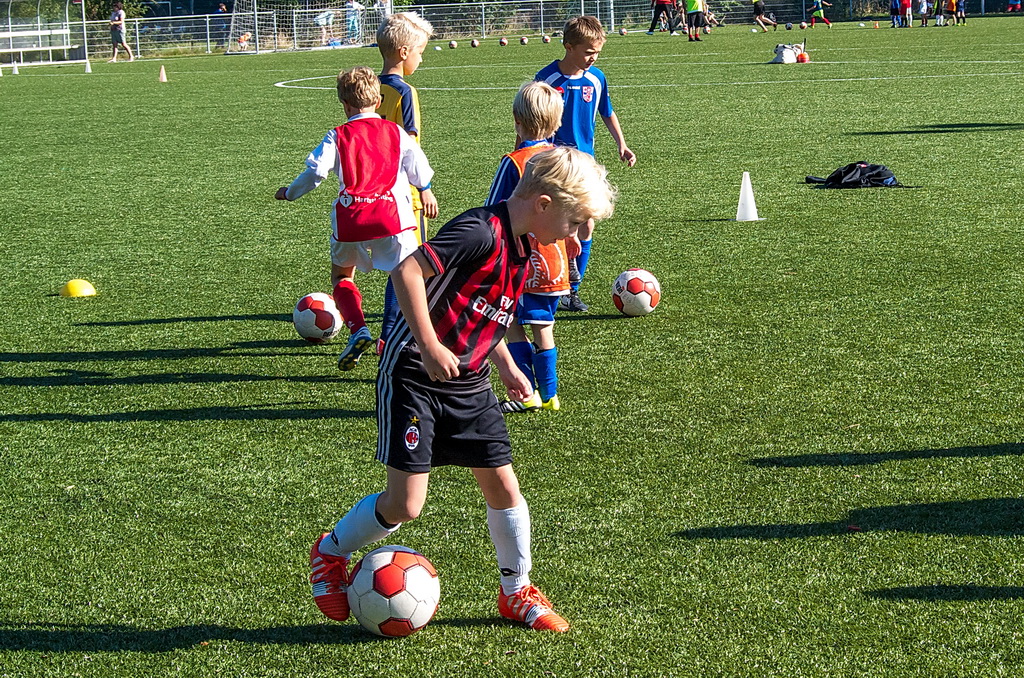 Voetbalstart_RCL_2016_ZZ699