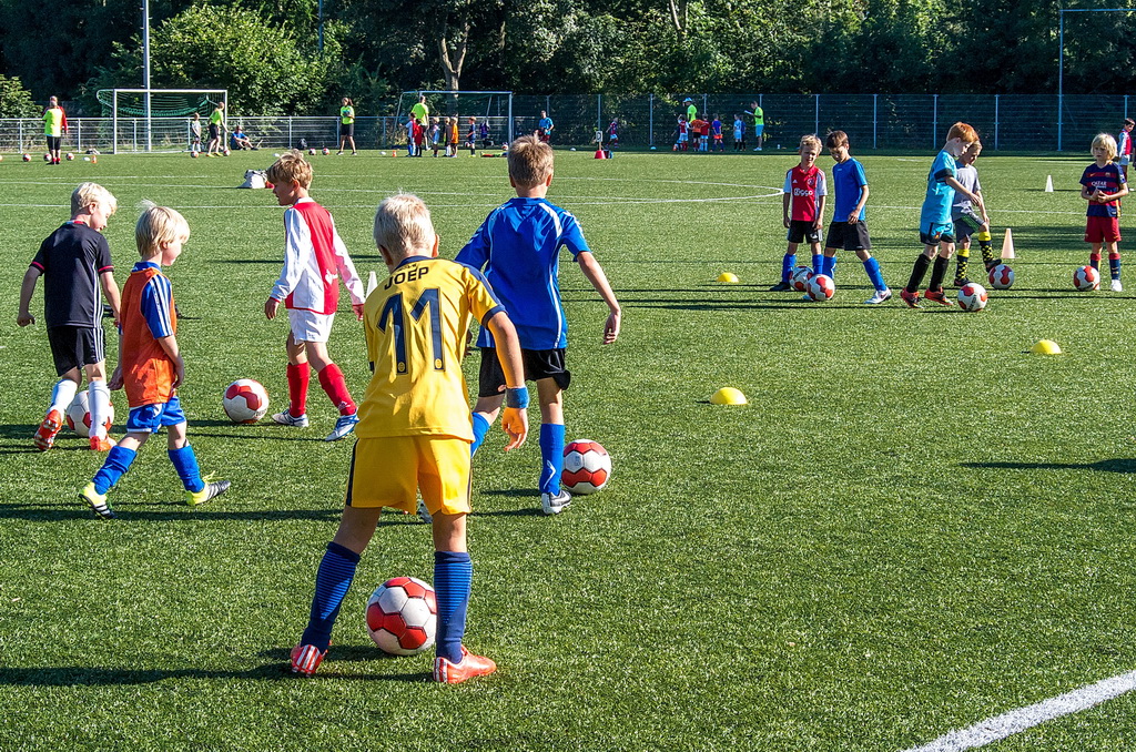 Voetbalstart_RCL_2016_ZZ705