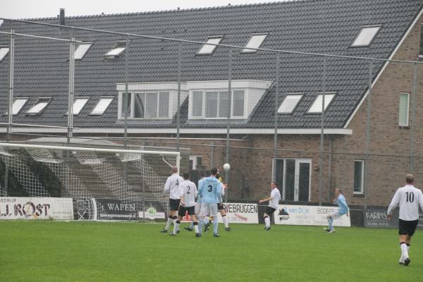 WDS won de eerste confrontatie van DoCoS (3-1). De Leidenaren willen revanche en zijn ook ernstig toe aan een driepunter...