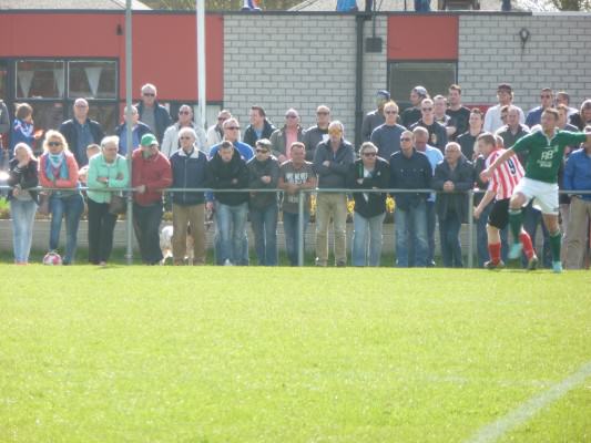 De naar schatting 150 bezoekers leefden nadrukkelijk mee